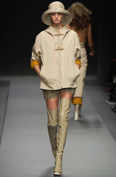 Look 4